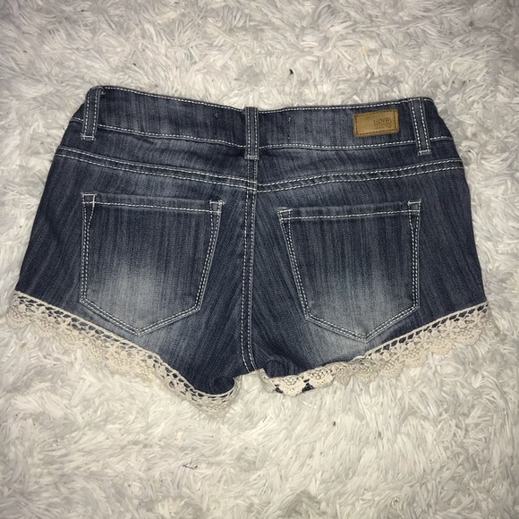 Distressed Denim Shorts with Crochet Edge - Picture 3 of 3